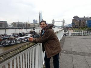 Χρήστος Χαϊντούτης, 40 ετών, γιατρός, εργάζεται σε νοσοκομείο στην Αγγλία